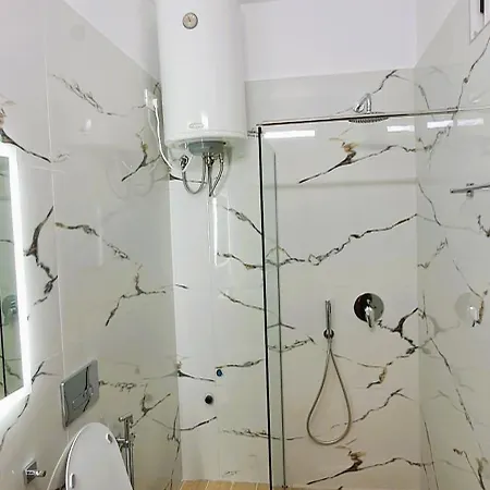 Bioena Apartment Sarandë Exterior foto